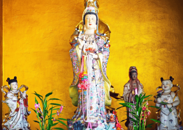 Statues de déesses chinoises