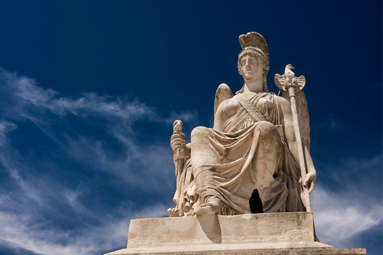 Athéna contre Aphrodite - Déesse de la Sagesse contre Déesse de l'Amour (Minerve, Vénus)