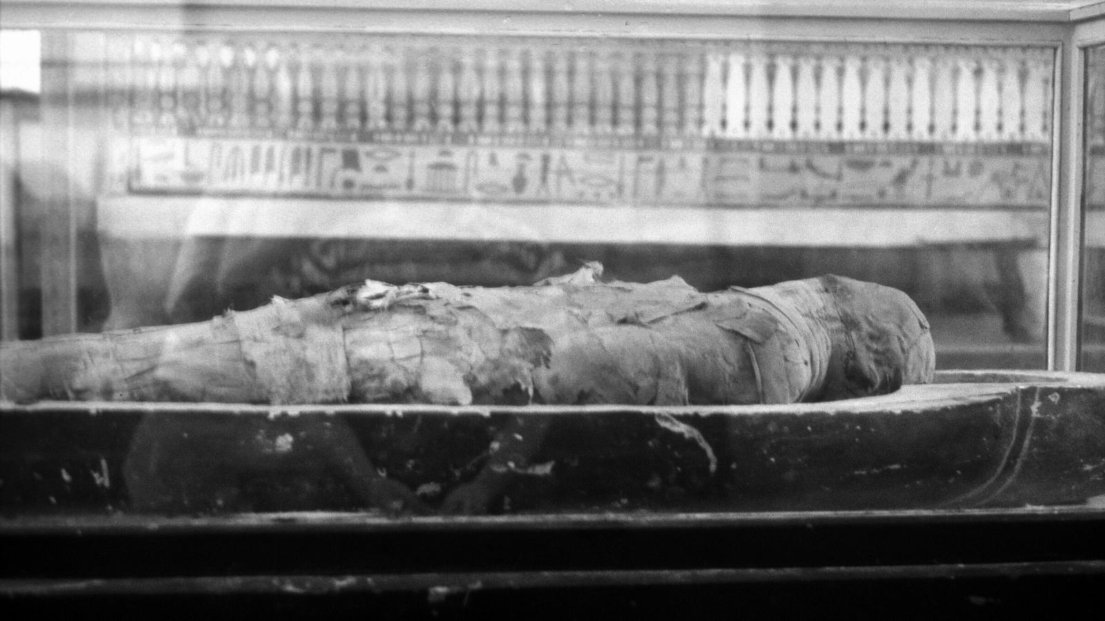 Pourquoi les Égyptiens momifiaient-ils leurs morts : Religion et au-delà