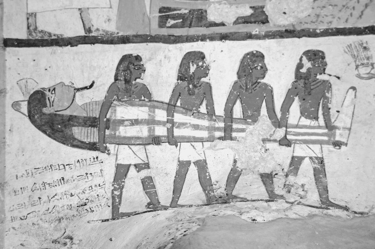 Rituels funéraires de l'Égypte ancienne : les participants selon la classe sociale