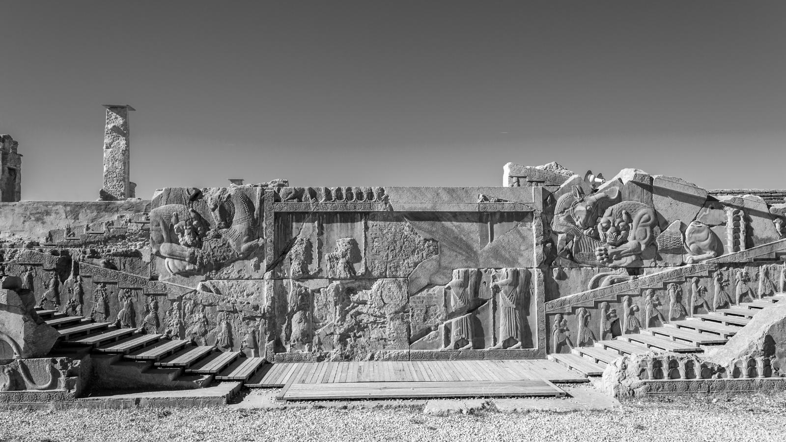 Sculpture perse ancienne à Persépolis