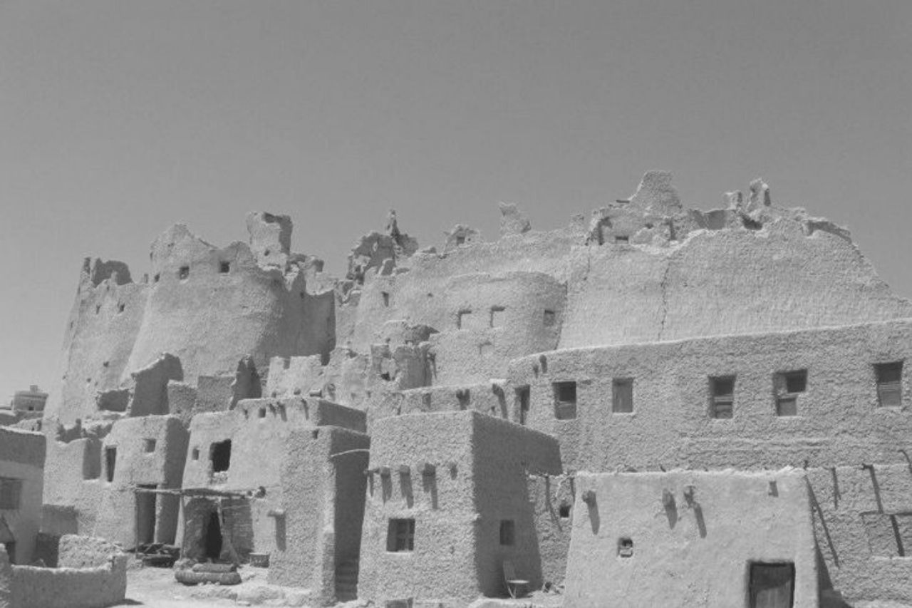 Les maisons de l'Égypte ancienne : chaleur, pouvoir et ingéniosité architecturale