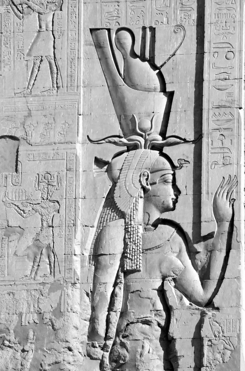 Reines égyptiennes : Découvrez le pouvoir des femmes derrière le trône d'Égypte