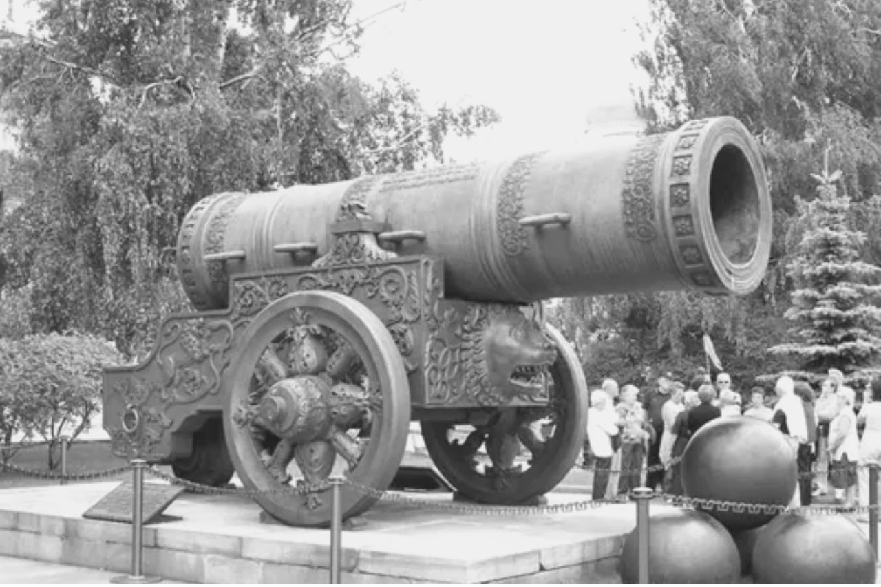 Armes ottomanes : du Kilij et du Yatagan à l'artillerie et aux armes à feu