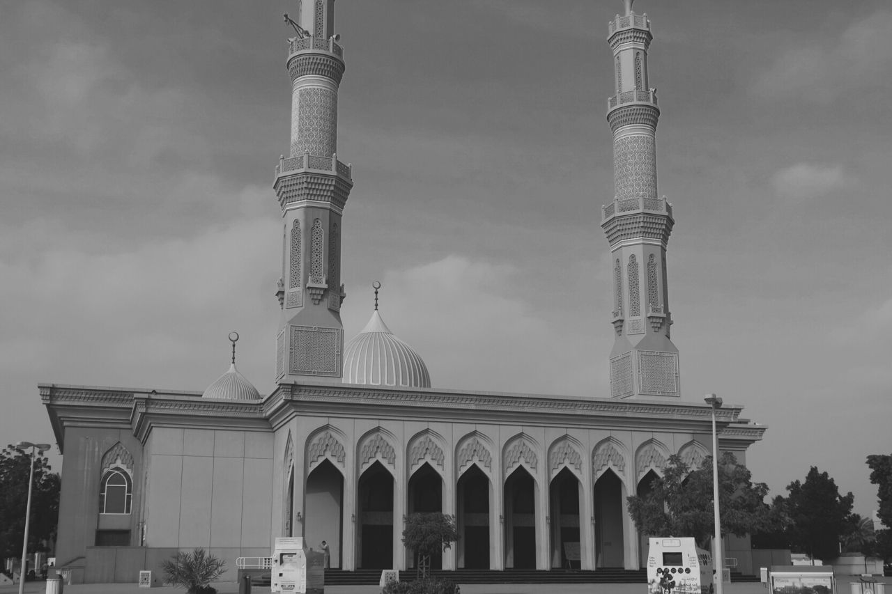 Vue extérieure de la mosquée Ahmed Ibn Hambal