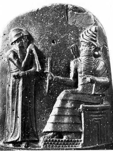 Hammurabi reçoit le code de lois de Shamash