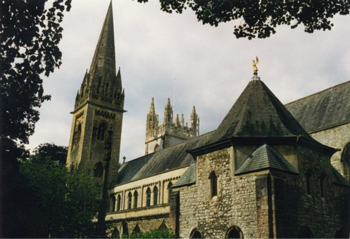 La cathédrale de Llandaff, où Oudoceus aurait succédé à Teilo comme évêque vers 570. Photo de Tom Pennington, CC-BY 2.0