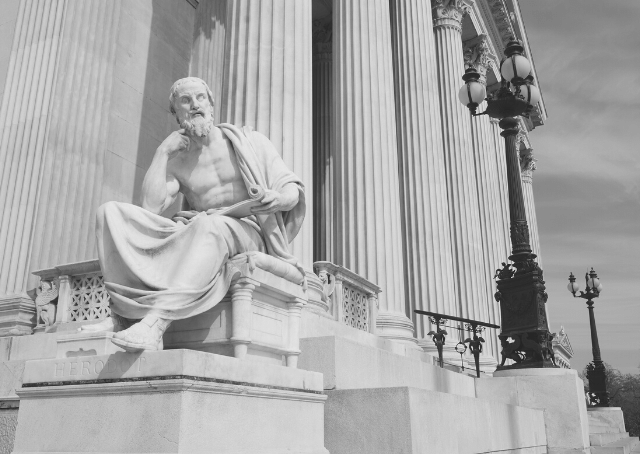 Statue d'Hérodote, qui donna un récit pseudo-historique de la Lydie
