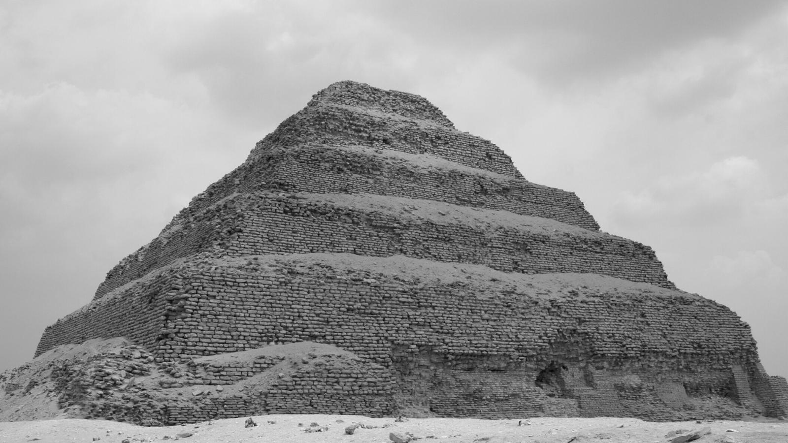Pyramide à degrés de Saqqarah