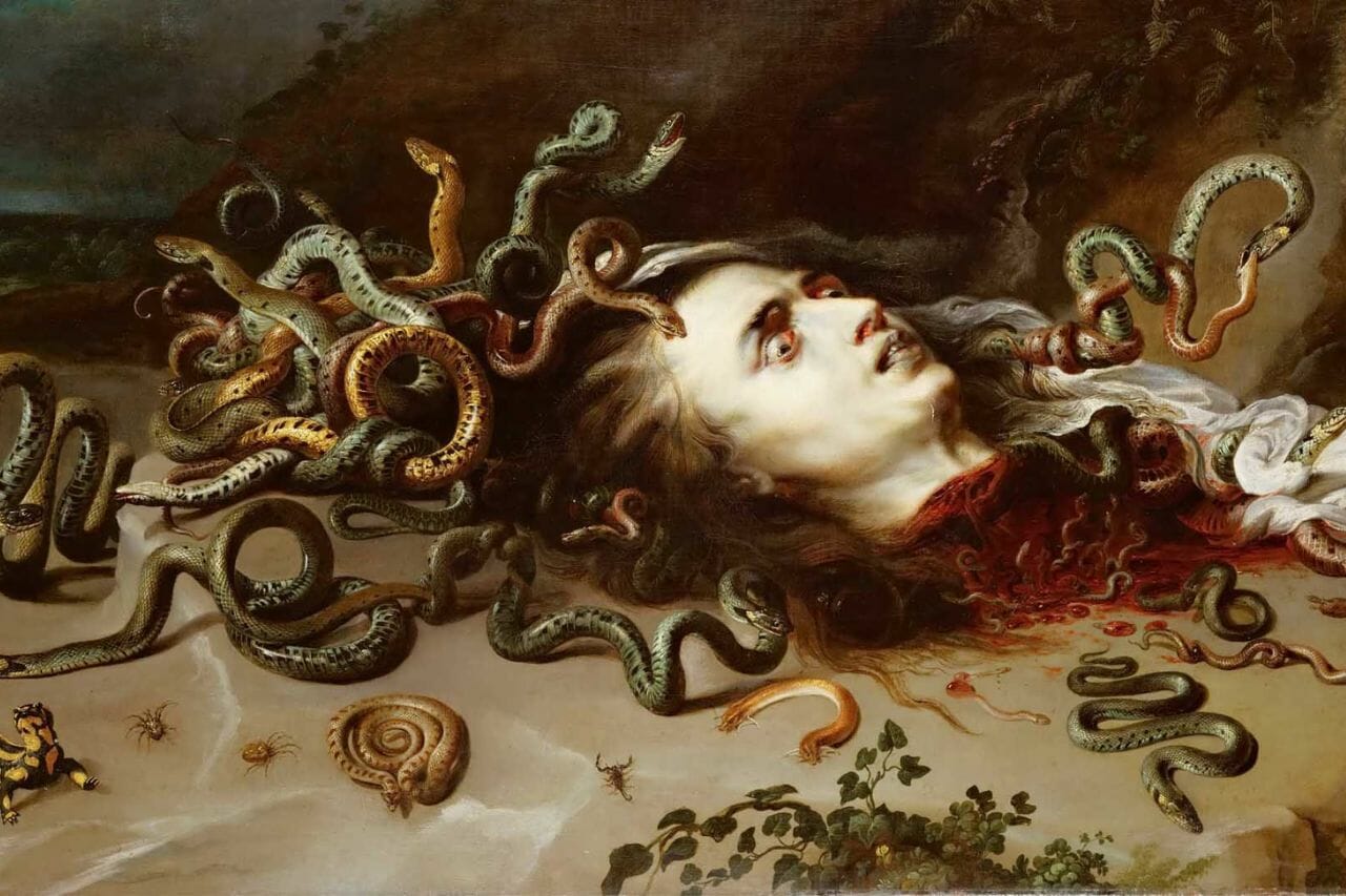 Pourquoi Méduse fut-elle maudite ? Les deux versions de l'histoire sur l'apparence de Méduse